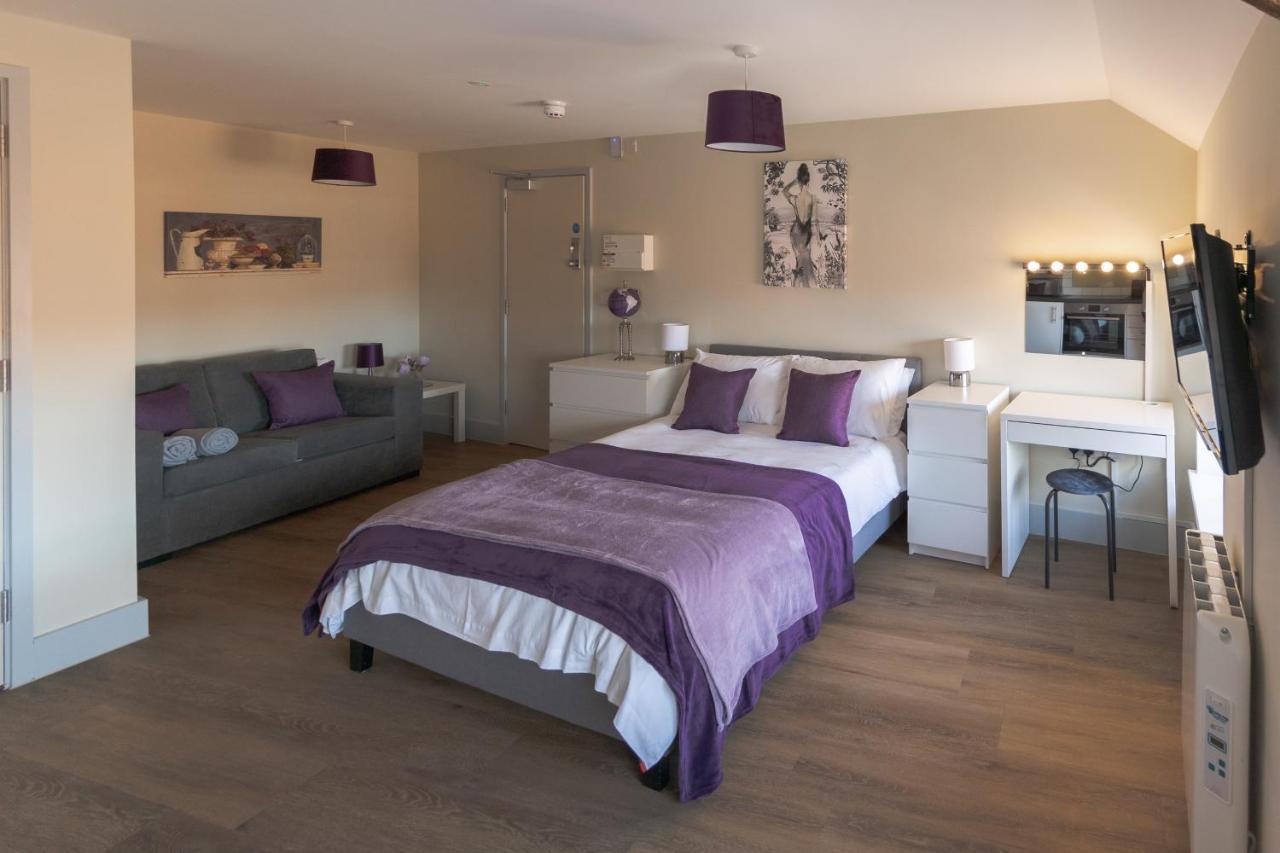 Isabella House - Centre Aparthotel, By Rentmyhouse Apartment